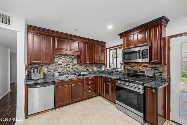 7543 E MCKINLEY Street, Scottsdale, AZ 85257