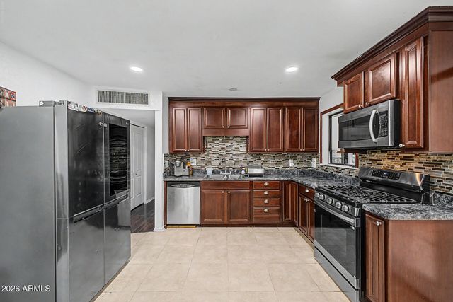 7543 E MCKINLEY Street, Scottsdale, AZ 85257
