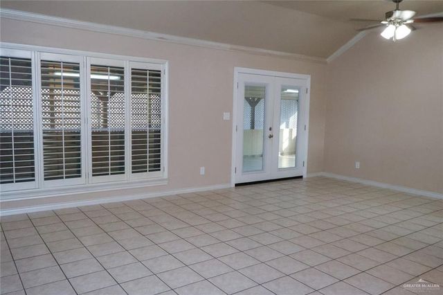 2007 Helen Avenue, Mission, TX 78572