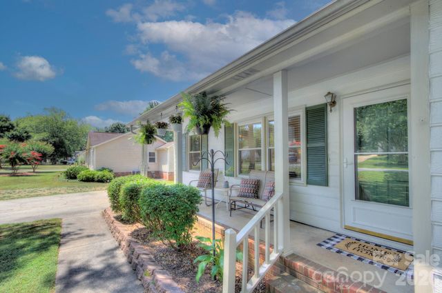 2603 Cherokee Court, Gastonia, NC 28056