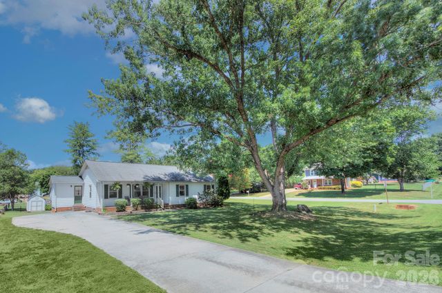 2603 Cherokee Court, Gastonia, NC 28056