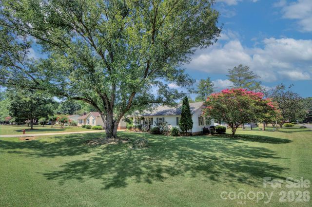2603 Cherokee Court, Gastonia, NC 28056