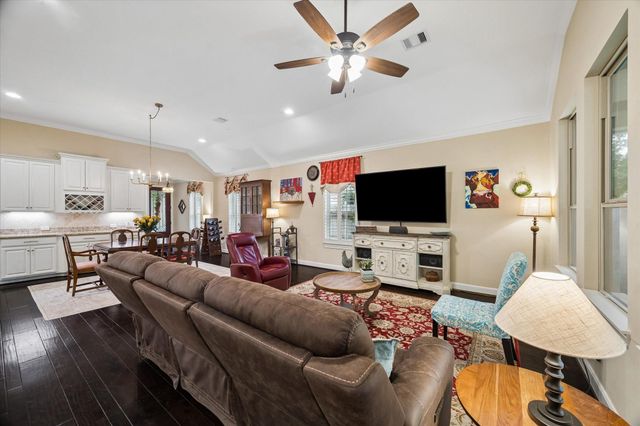 162 Elderberry Trail, Montgomery, TX 77316