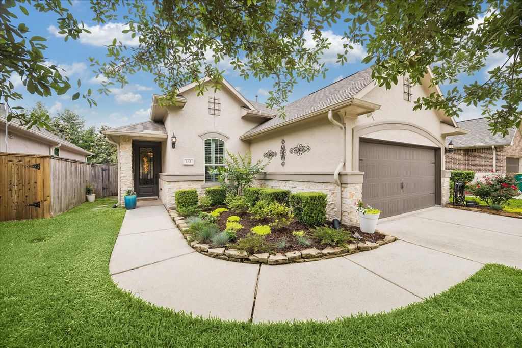 162 Elderberry Trail, Montgomery, TX 77316