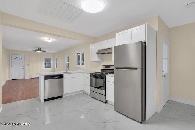 14 Mapletree Road, Toms River, NJ 08753