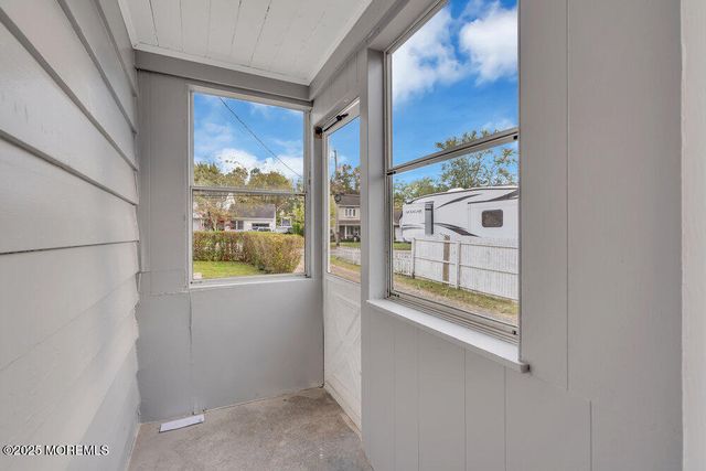 14 Mapletree Road, Toms River, NJ 08753