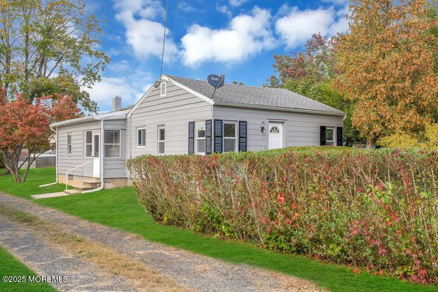 14 Mapletree Road, Toms River, NJ 08753