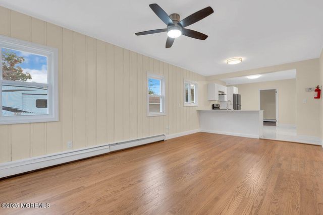 14 Mapletree Road, Toms River, NJ 08753