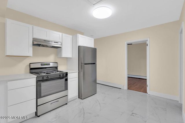 14 Mapletree Road, Toms River, NJ 08753