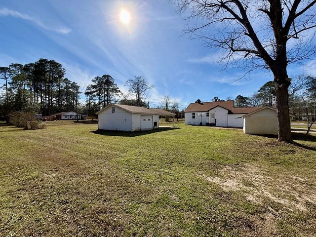 1001 S Edgewood Dr, Dothan, AL 36301