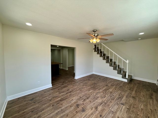 1001 S Edgewood Dr, Dothan, AL 36301