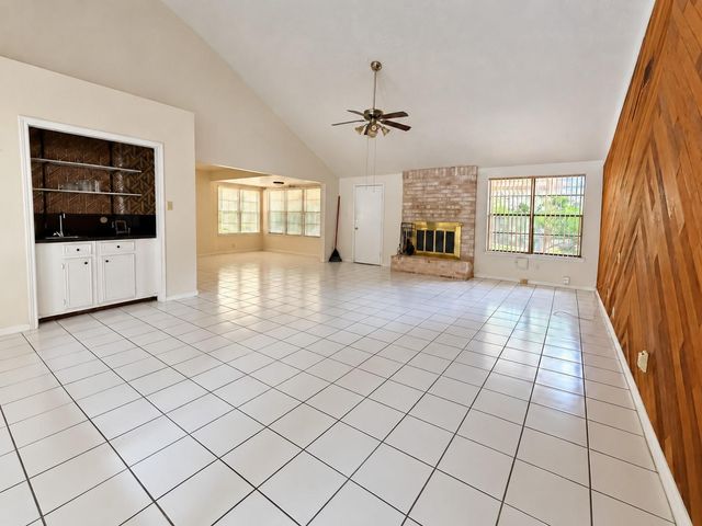 10434 Carlow Lane, La Porte, TX 77571