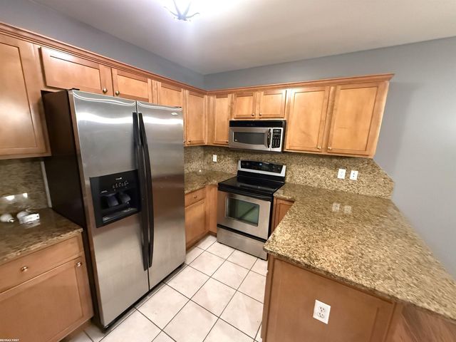 5647 Hampshire Lane, Ypsilanti, MI 48197