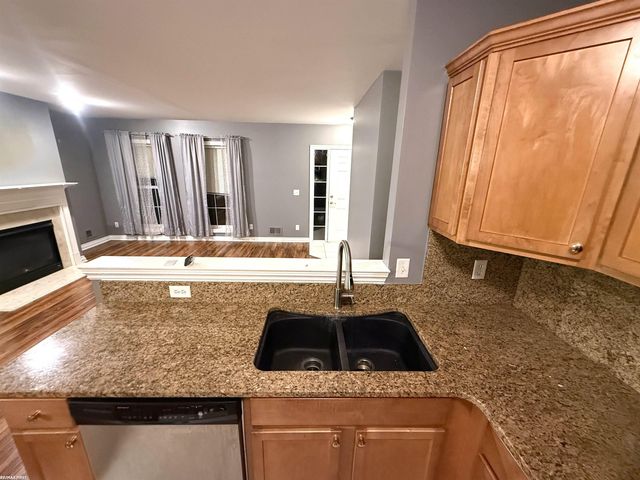 5647 Hampshire Lane, Ypsilanti, MI 48197