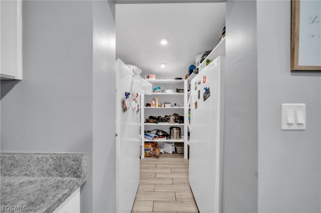 102 Crescent Lake DR, North Fort Myers, FL 33917