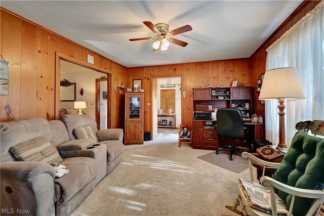 1017 Kaderly Street NW, New Philadelphia, OH 44663