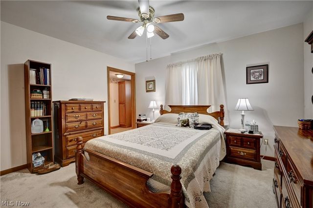 1017 Kaderly Street NW, New Philadelphia, OH 44663