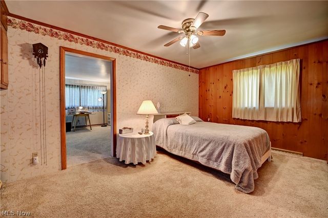1017 Kaderly Street NW, New Philadelphia, OH 44663