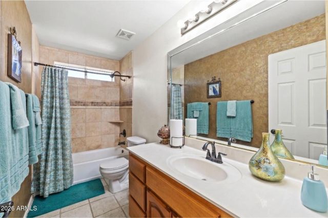 47012 N New River Road, New River, AZ 85087