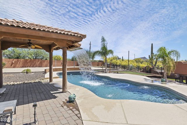 47012 N New River Road, New River, AZ 85087