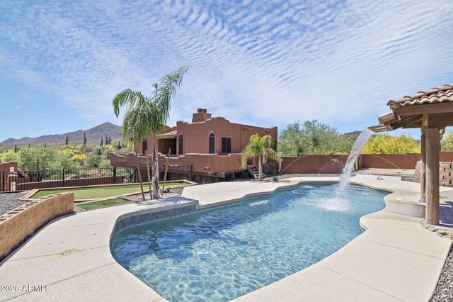 47012 N New River Road, New River, AZ 85087