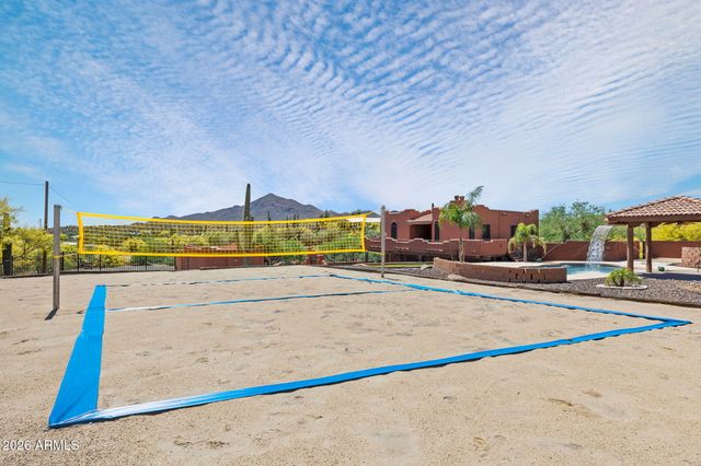 47012 N New River Road, New River, AZ 85087