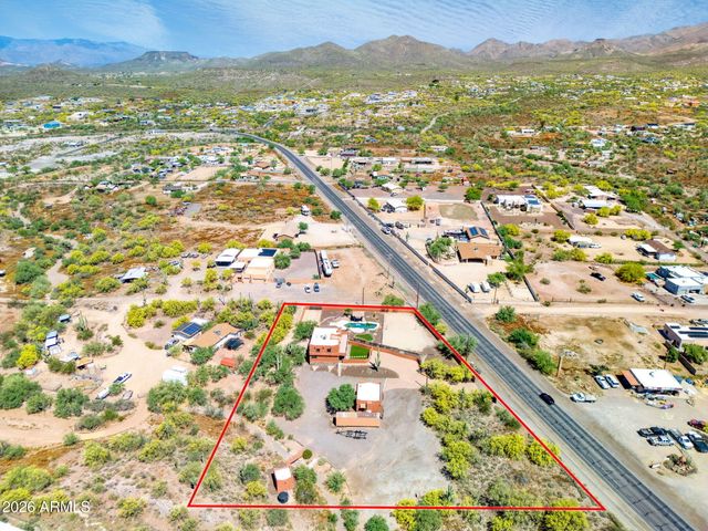 47012 N New River Road, New River, AZ 85087