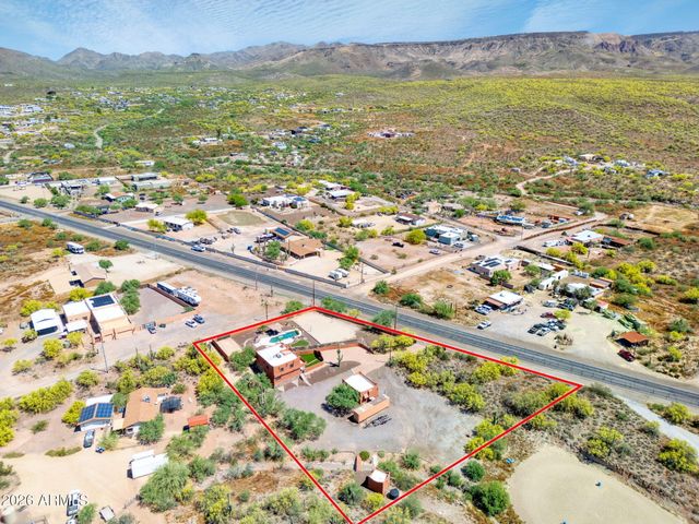 47012 N New River Road, New River, AZ 85087