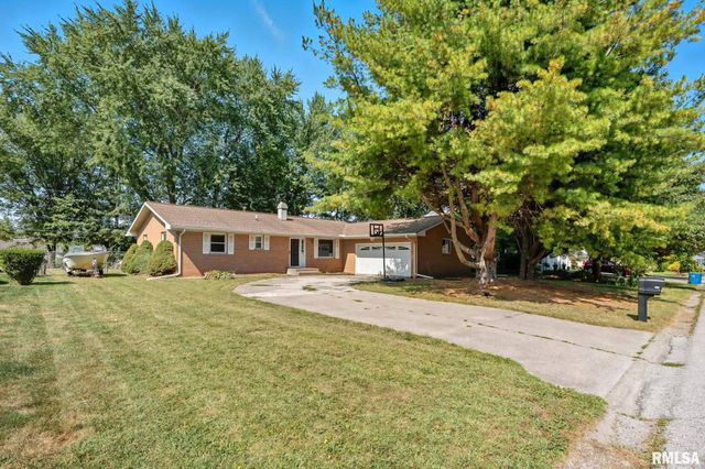 109 N 3RD Street, Colona, IL 61241