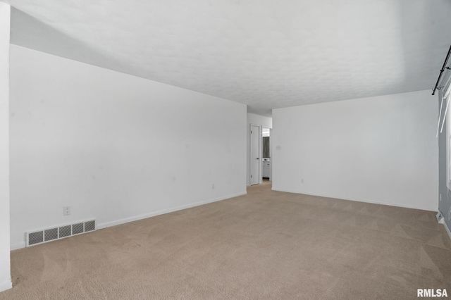 109 N 3RD Street, Colona, IL 61241