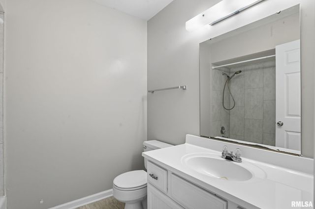 109 N 3RD Street, Colona, IL 61241