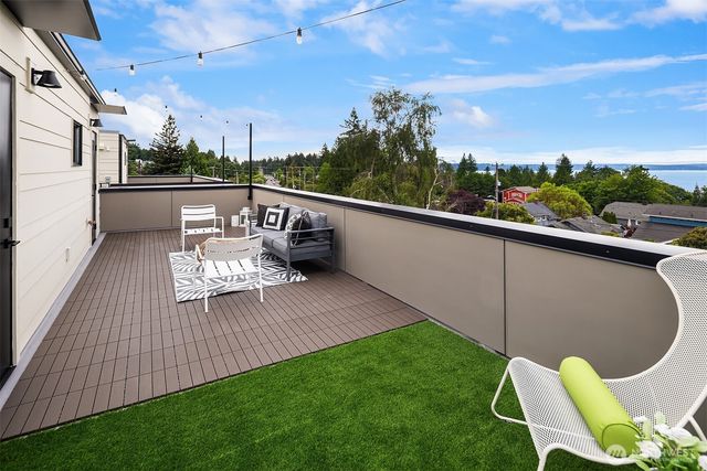 4353 SW Willow Street, Seattle, WA 98136