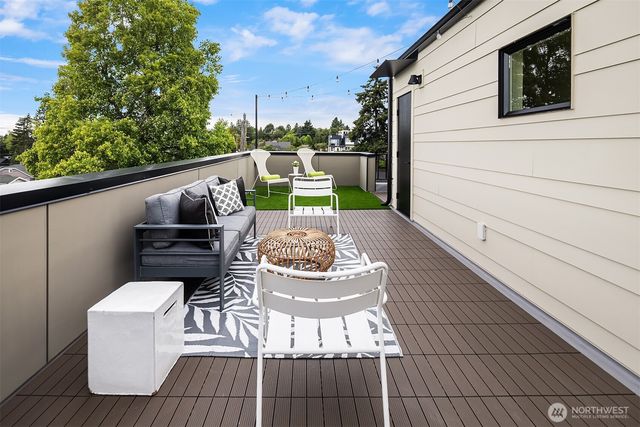 4353 SW Willow Street, Seattle, WA 98136