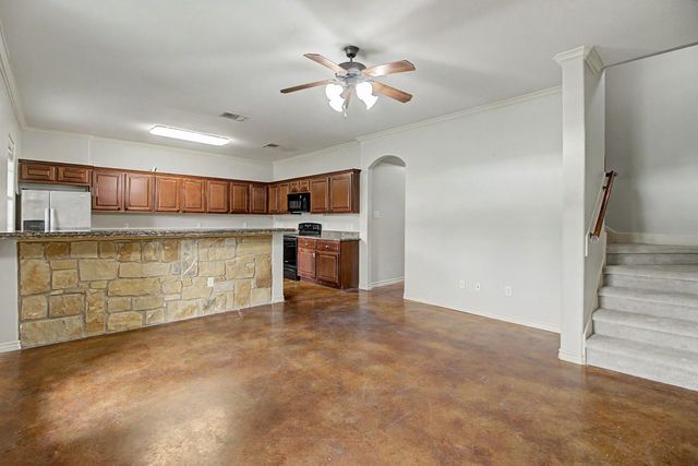 3337 Lieutenant Avenue, College Station, TX 77845