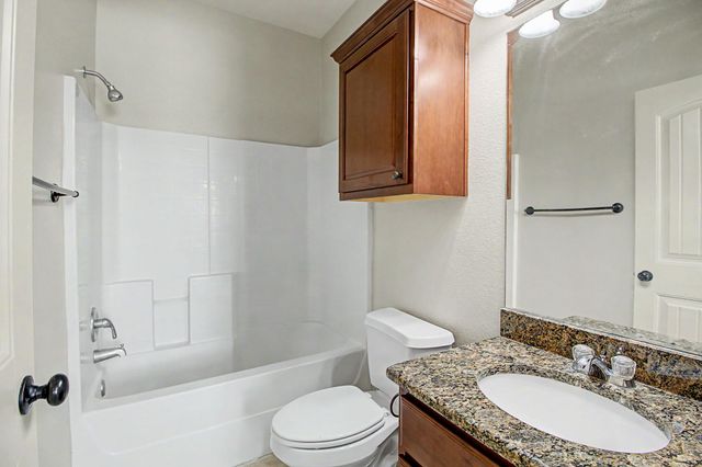 3337 Lieutenant Avenue, College Station, TX 77845