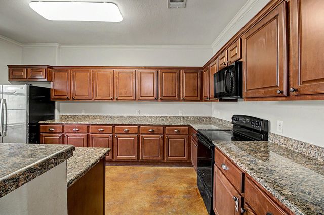 3337 Lieutenant Avenue, College Station, TX 77845