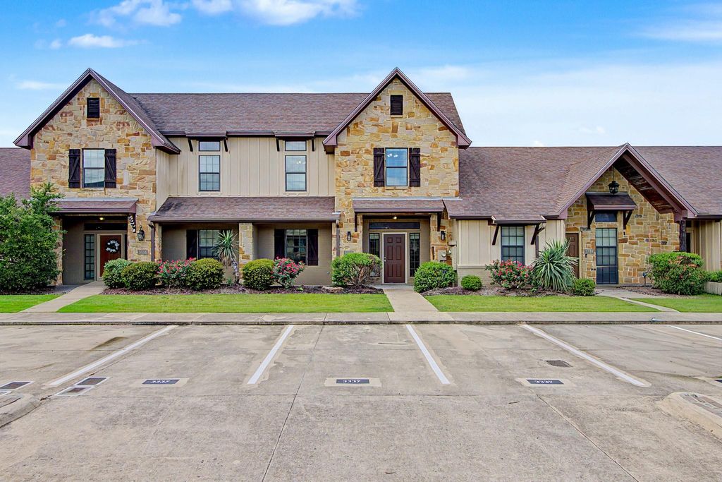 3337 Lieutenant Avenue, College Station, TX 77845