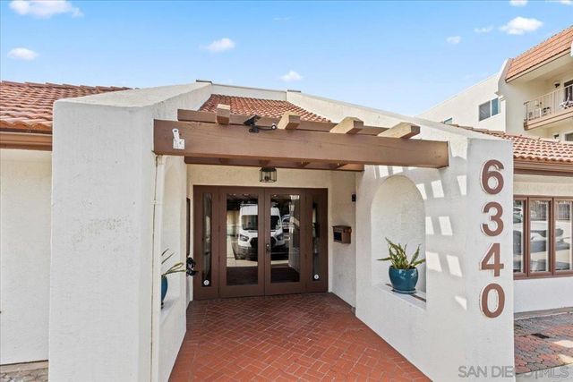 6350 Genesee Ave 220, San Diego, CA 92122