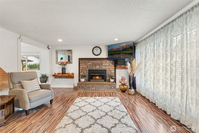 10107 Meridian Avenue, Everett, WA 98208