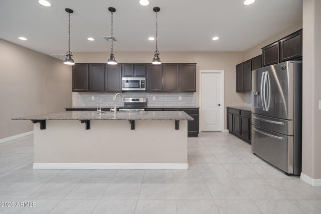 8451 S 164TH Drive, Goodyear, AZ 85338