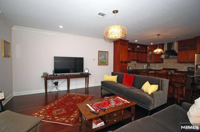 135 Paterson Avenue B, Lodi, NJ 07644