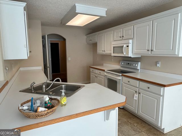 28 Pinewood Circle, Colbert, GA 30628