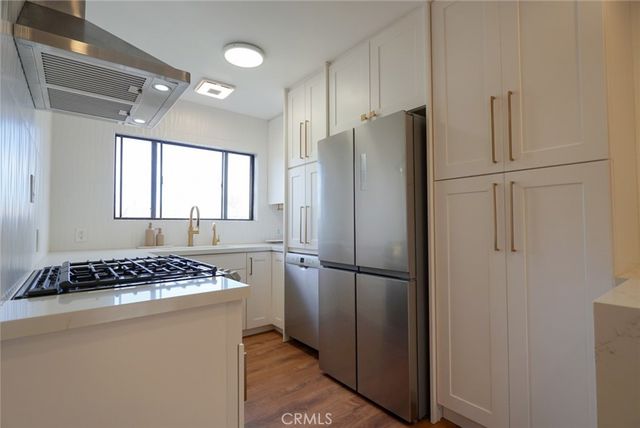 2105 E Ocean 19, Long Beach, CA 90803