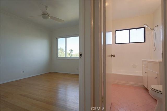 2105 E Ocean 19, Long Beach, CA 90803