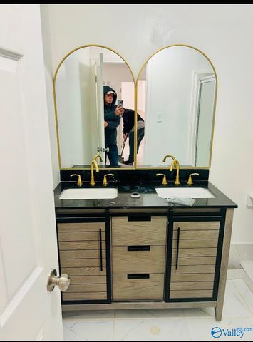 3605 6th Avenue Sw, Huntsville, AL 35805