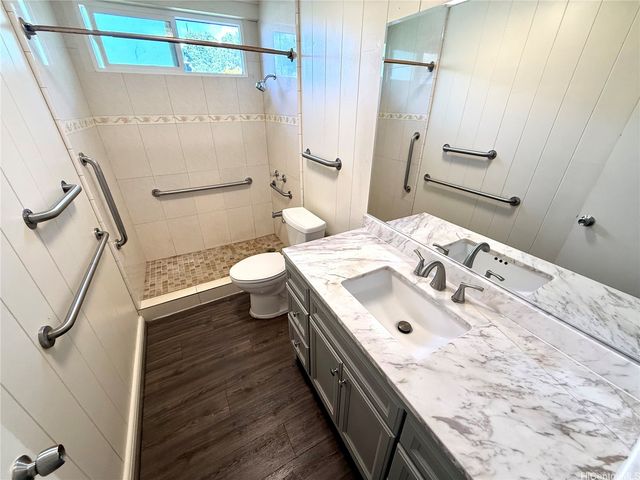 1469 Alewa Drive, Honolulu, HI 96817