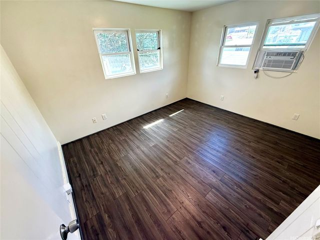 1469 Alewa Drive, Honolulu, HI 96817