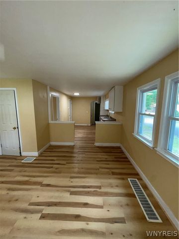 360 38th Street, Niagara Falls, NY 14303
