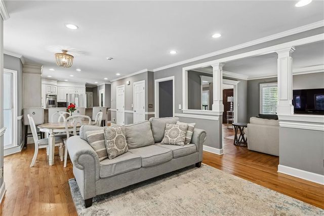 801 Bedford Oaks Drive, Marietta, GA 30068