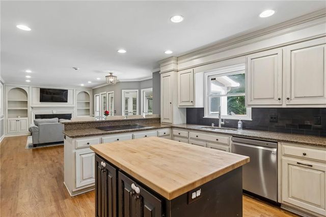 801 Bedford Oaks Drive, Marietta, GA 30068